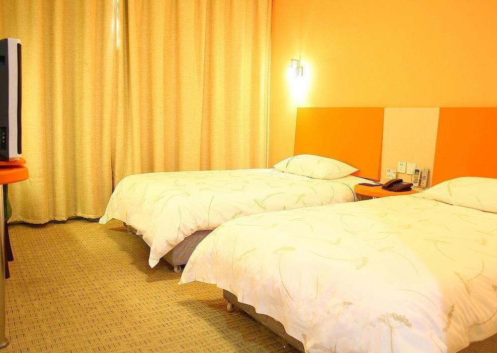 168 Changping Road Branch Khách sạn 3*