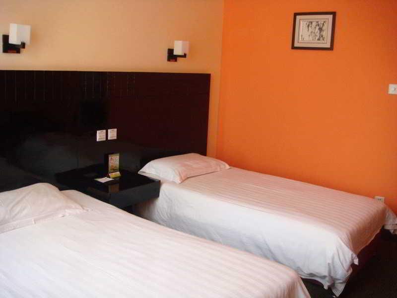 168 Changping Road Branch Khách sạn 3*